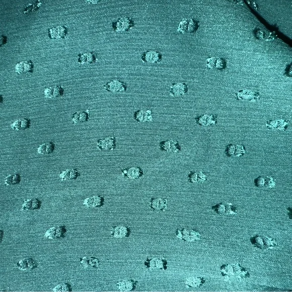 Express Women's Green Blouse - Picture 3 of 4